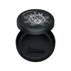 Stash Box Mini Cannabis King – Edición Coleccionistas 2026 – Rey León Negro
